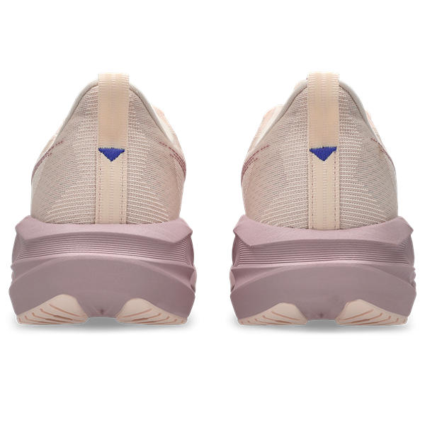 Asics Novablast 5 Pearl Pink/Morganite