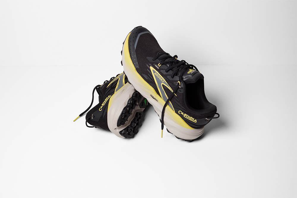 Brooks Cascadia 19 Black/Yellow/Chateau