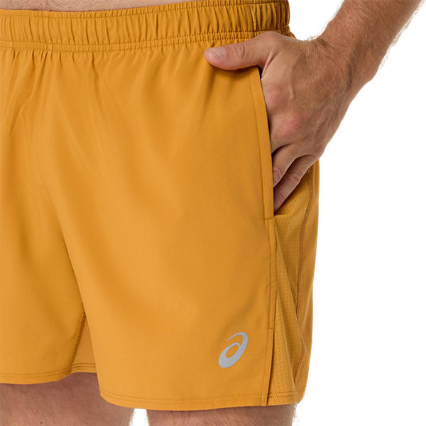 Asics Core 5IN Short Sandstorm
