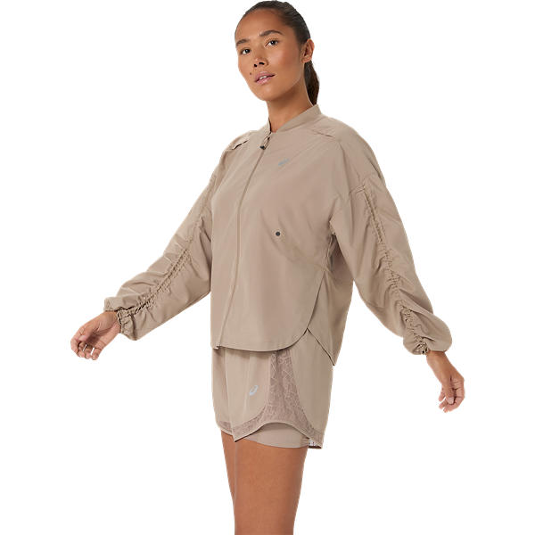 Asics Nagino Run Adjustable Jacket Greige
