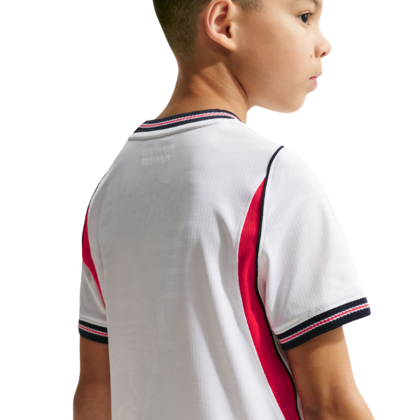 Nike England 2026 Stadium Home Older Kids' Nike Dri-FIT Football Shirt