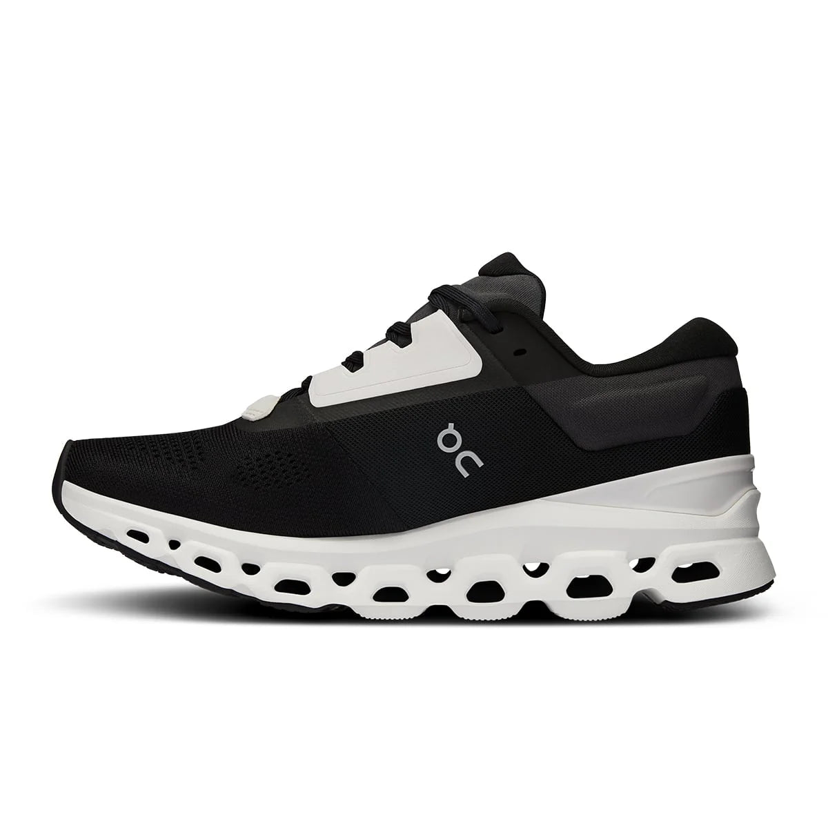On Cloudstratus 3 Black | Frost