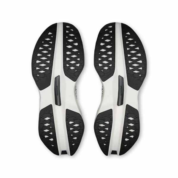 On Cloudboom Max White | Juniper