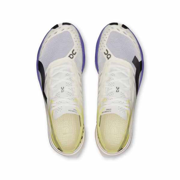 On Cloudboom Strike Juniper | Limelight