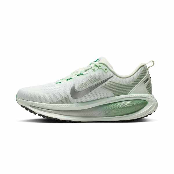 Nike Vomero 18 Barely Green/Steam