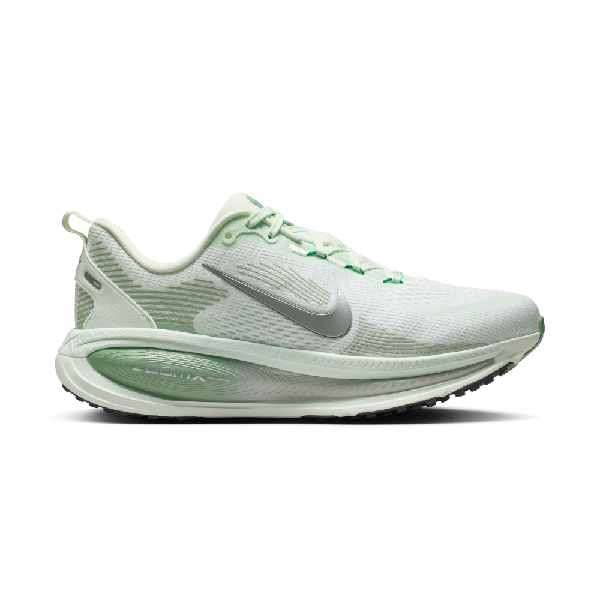 Nike Vomero 18 Barely Green/Steam