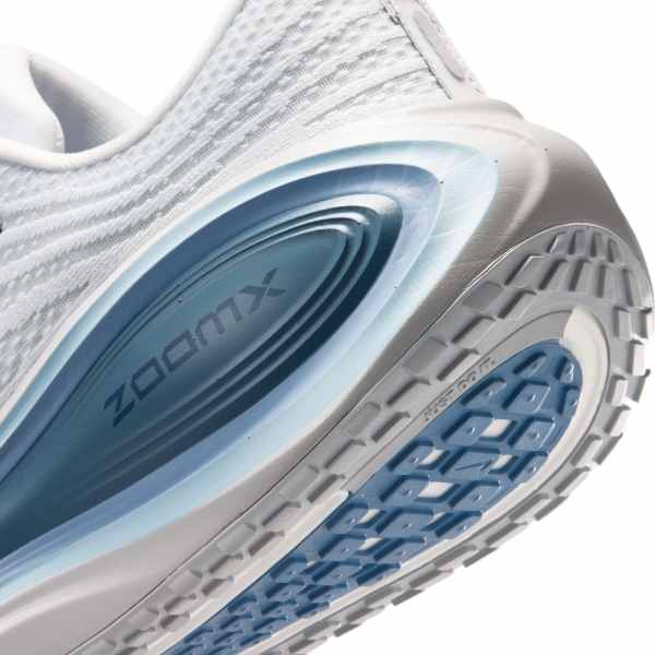 Nike Vomero Plus Off-White/Grey Fog