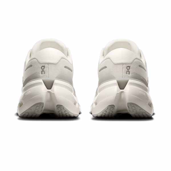 On Cloudrunner 3 White | Glacier
