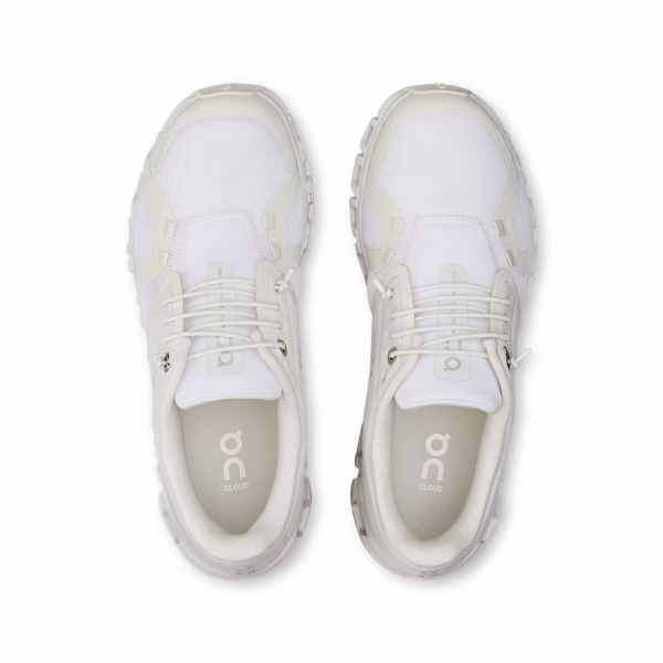 On Cloud 6 White | White