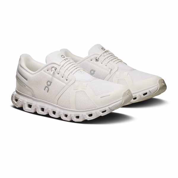 On Cloud 6 White | White