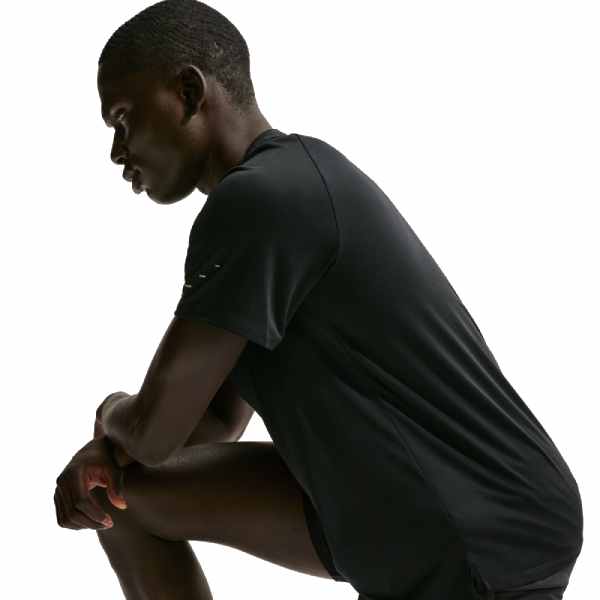 Nike Stride Dri-FIT ADV Short-Sleeve Running Top Black