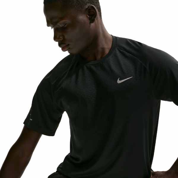 Nike Stride Dri-FIT ADV Short-Sleeve Running Top Black
