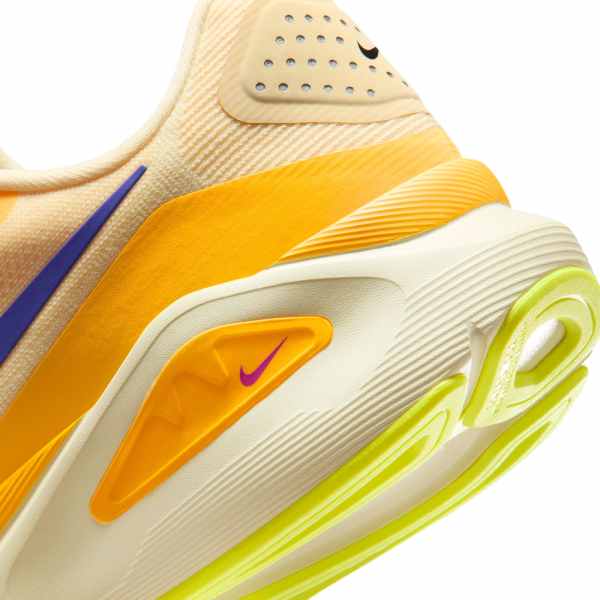 Nike Structure 26 Alabaster/Hyper Violet
