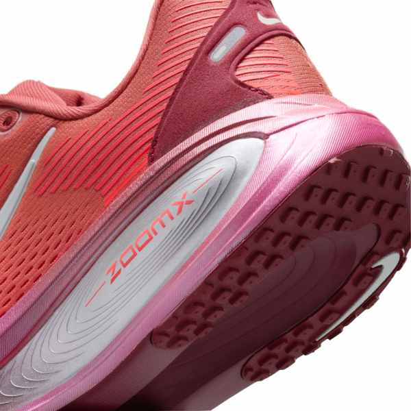 Nike Vomero 18 SE Light Redwood