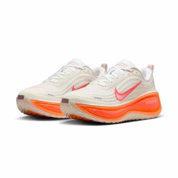 Nike Vomero Plus Sail/Hot Lava