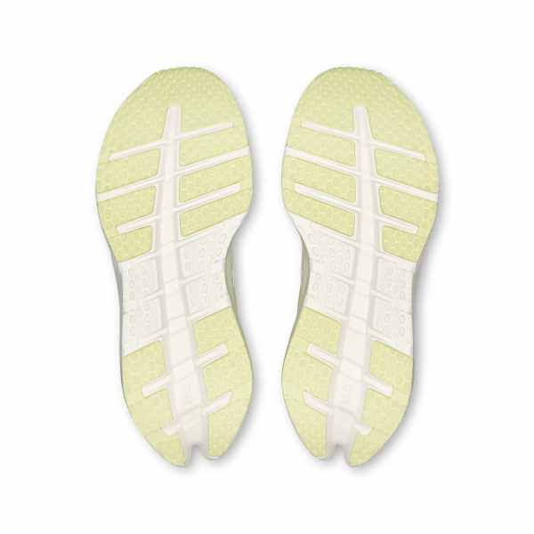 On Cloudrunner 3 Seedling | Ivory