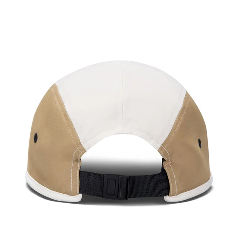 Nike Fly Dri-FIT Unstructured Swoosh Cap Light Beige