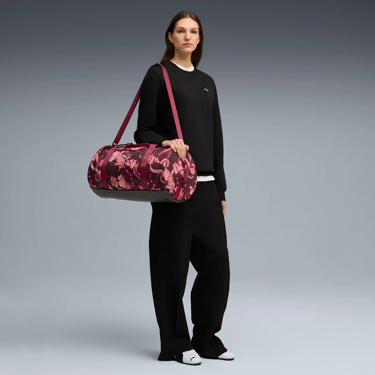 Puma AT ESS Floral Ribbon Barrel Bag Ruby Shimmer