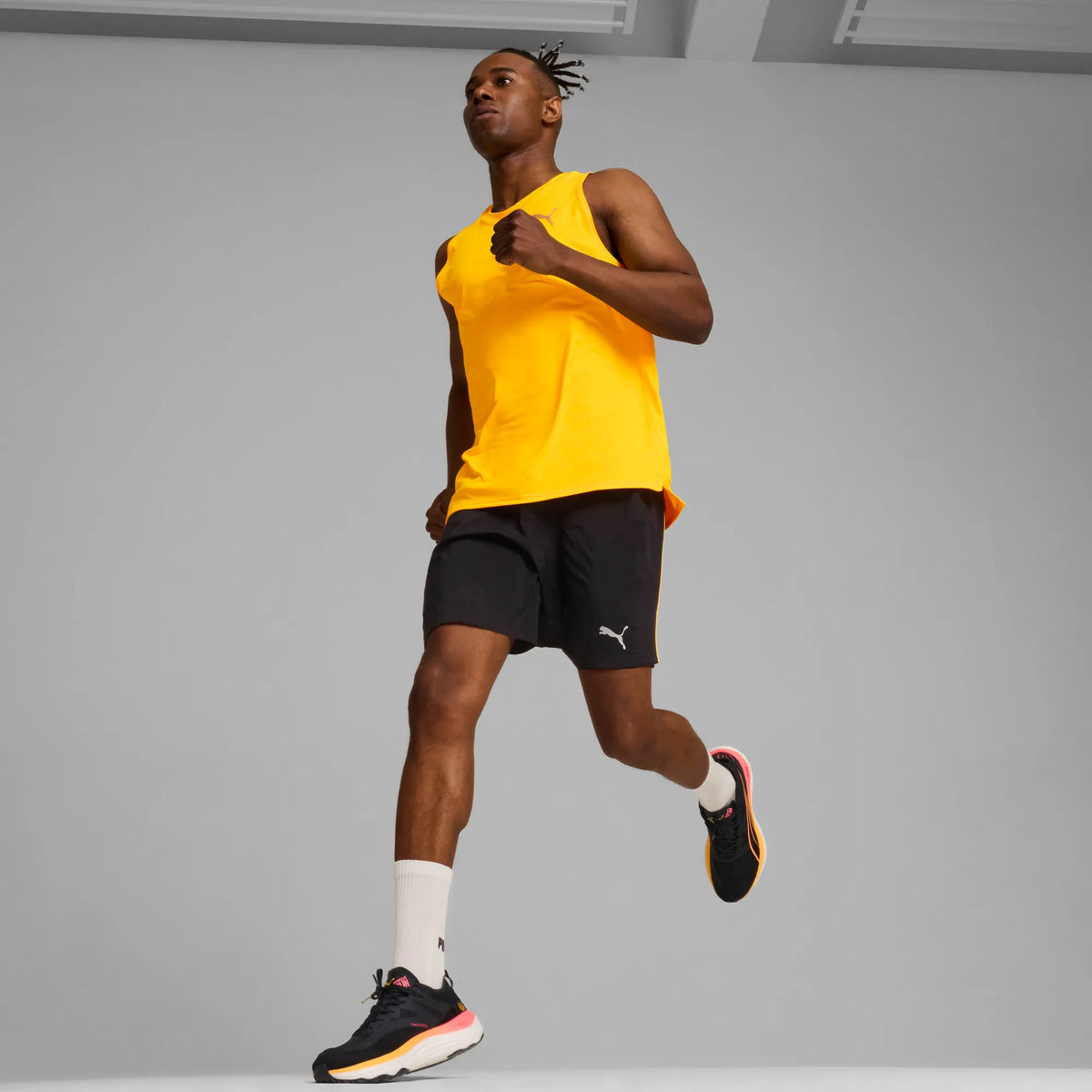 Puma Run Favorite 7" Short Black-Sunset Glow